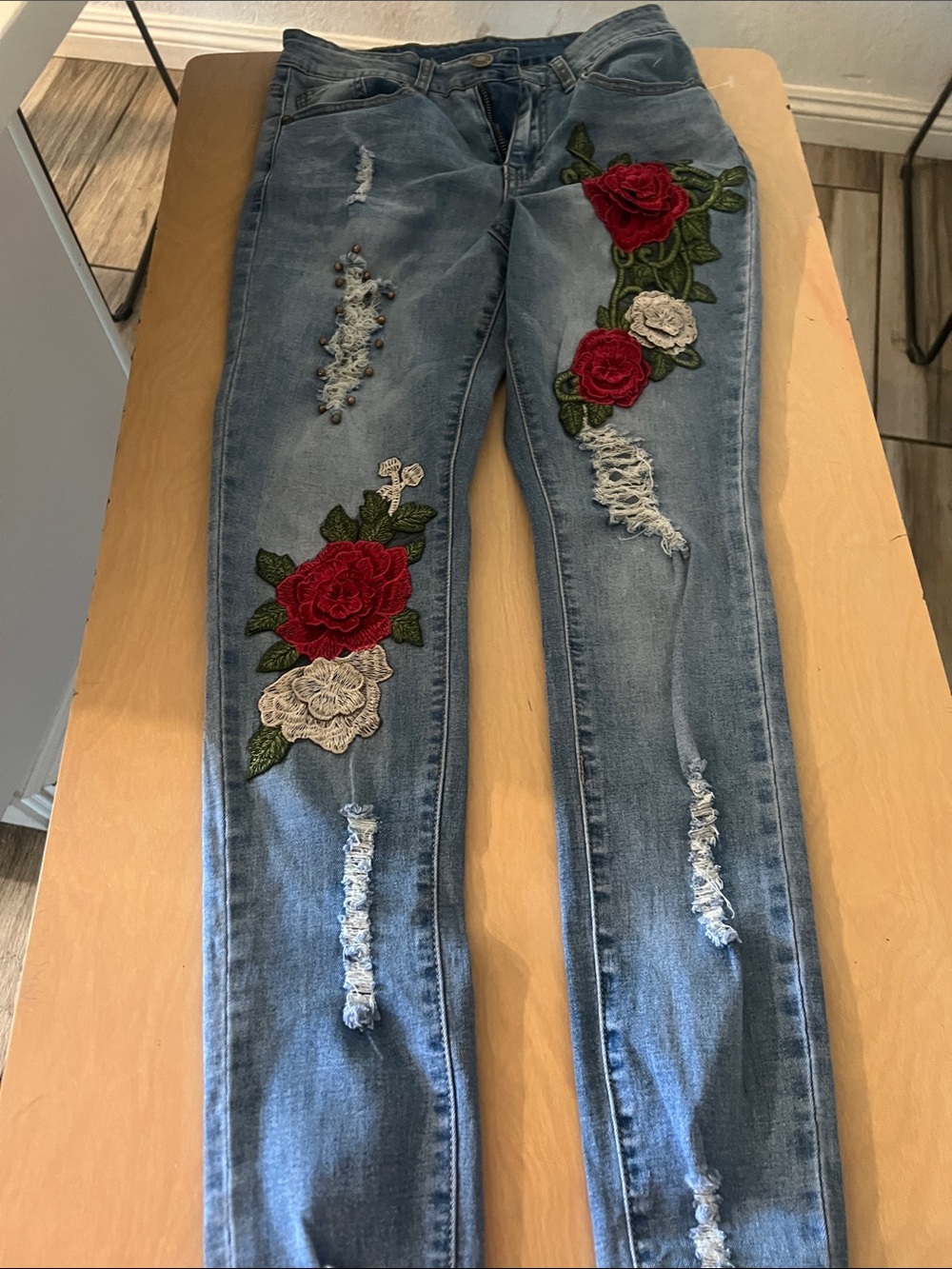 Light Blue Skinny Jeans with Red Rose Appliqué